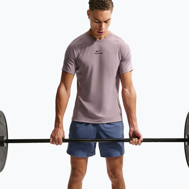 Men's training T-shirt Nike Pro Training Dri-Fit light violet ore/black 6