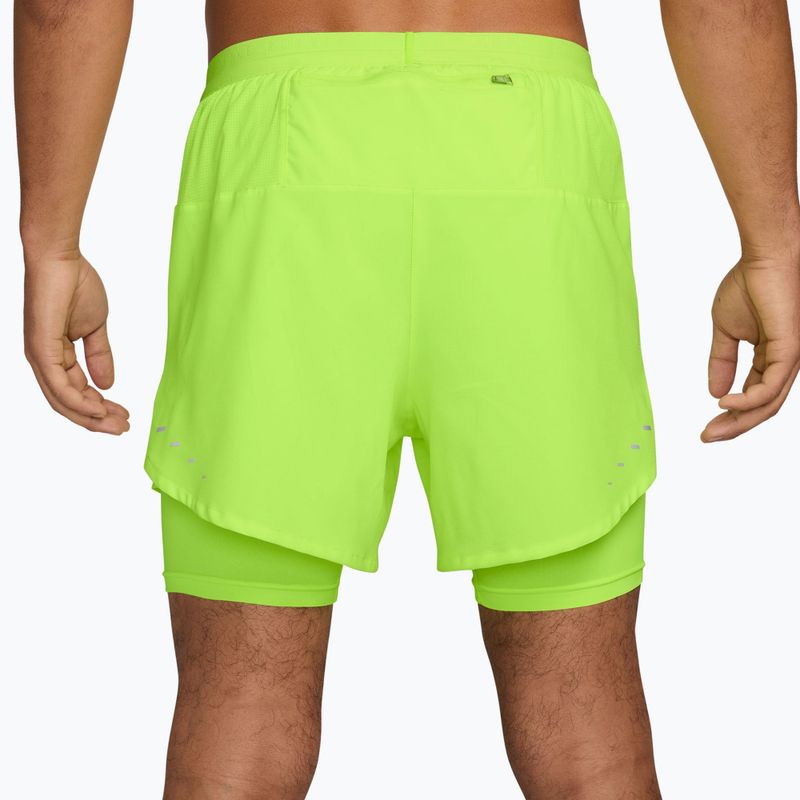 Men's running shorts Nike Stride Dri-Fit Hybrid 5" volt ice 2