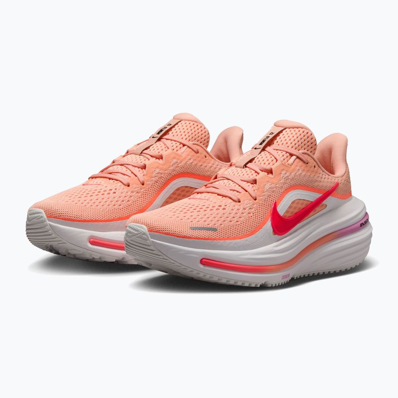 Women's running shoes Nike Winflo 12 arctic orange/summit white/flash crimson 3