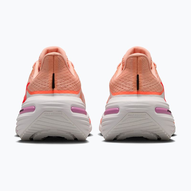 Women's running shoes Nike Winflo 12 arctic orange/summit white/flash crimson 4