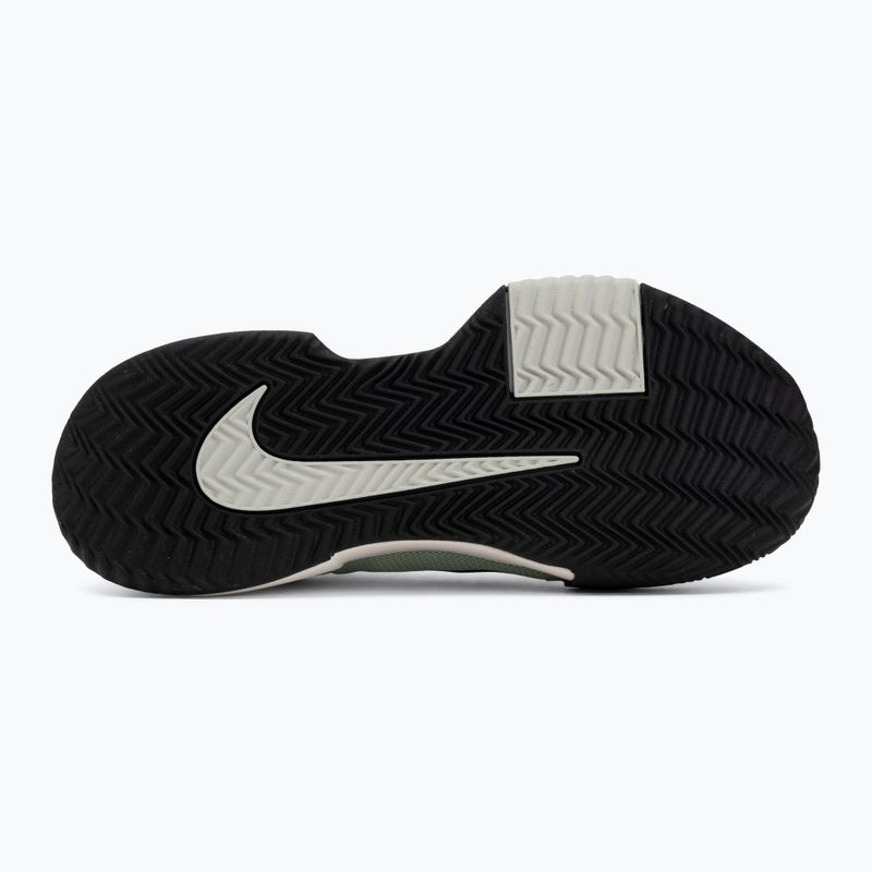 Women's tennis shoes Nike GP Challenge Pro steam/light silver/white/black 4