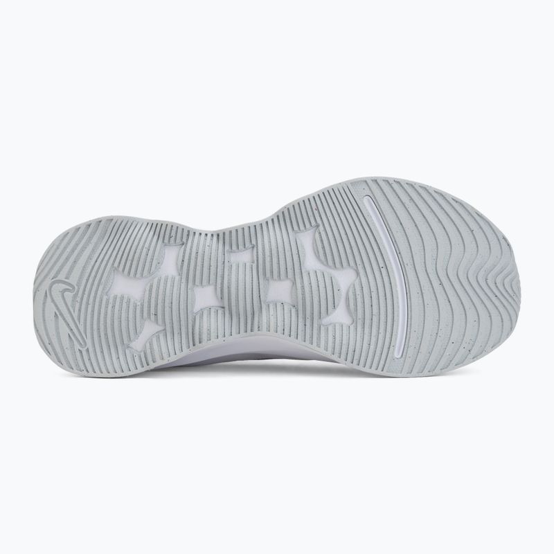 Women's shoes Nike Motiva 2 white/pure platinum/metallic silver 4