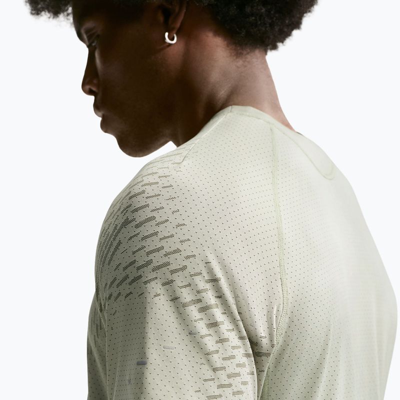 Men's running T-shirt Nike Stride Dri-Fit ADV spruce fog/light army 6
