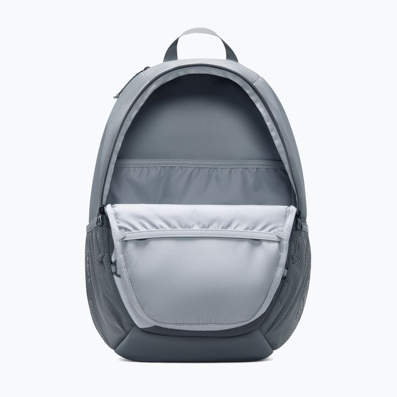Urban backpack Nike Heritage Sweep 25 l smoke grey/smoke grey/white 4