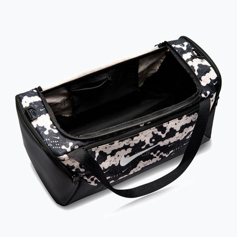 Training bag Nike Brasilia Duffel Small 41 l chalk/black/white 4