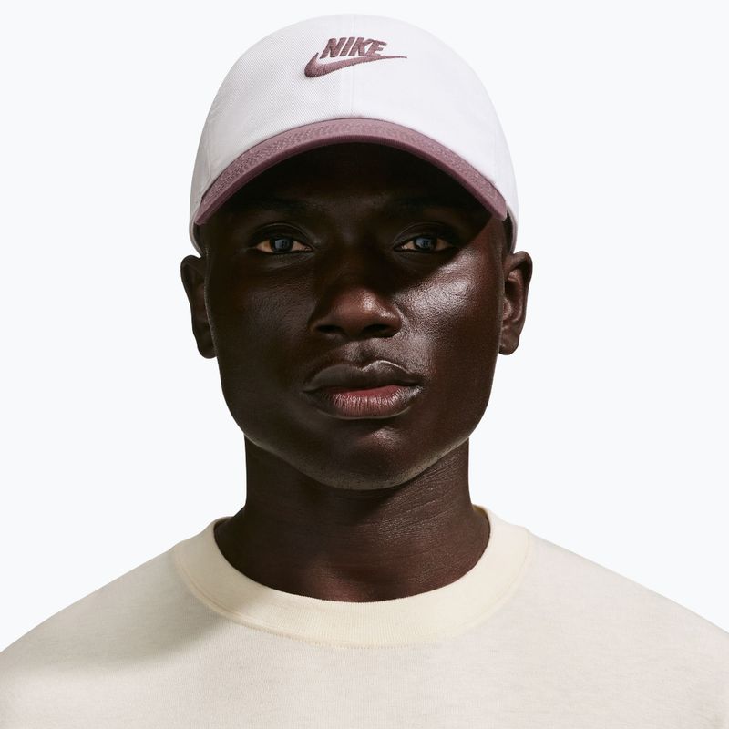 Baseball cap Nike Club Unstructured Futura Wash white/tattoo/tattoo 4