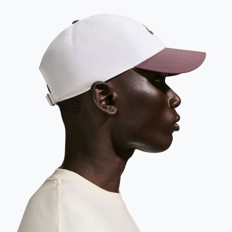 Baseball cap Nike Club Unstructured Futura Wash white/tattoo/tattoo 6