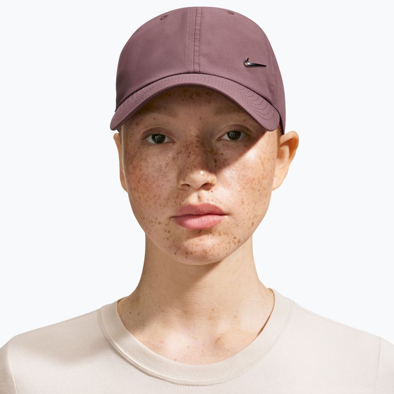 Baseball cap Nike Dri-Fit Club Unstructured Metal Swoosh tattoo/metallic silver 3