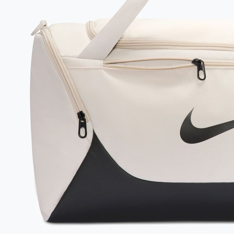 Training bag Nike Brasilia Duffel Small 40 l light bone/black/black 6