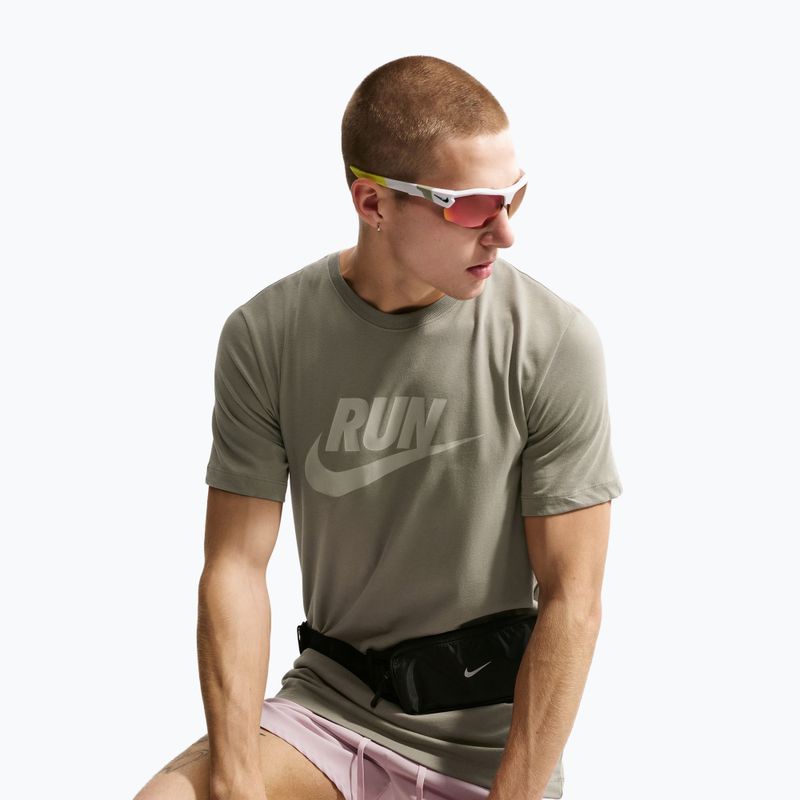 Men's running T-shirt Nike Dri-Fit Running silver sage/spruce fog 5