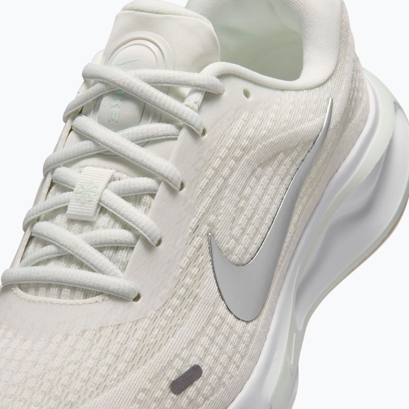 Women's running shoes Nike Journey Run summit white/metallic silver 3