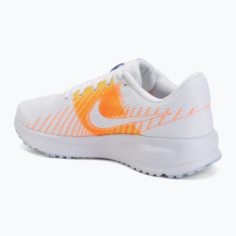 Men's running shoes Nike Run Defy white/topaz gold/blue crystal 3