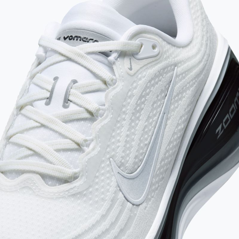 Men's running shoes Nike Vomero Plus white/black/cool grey/metallic silver 3