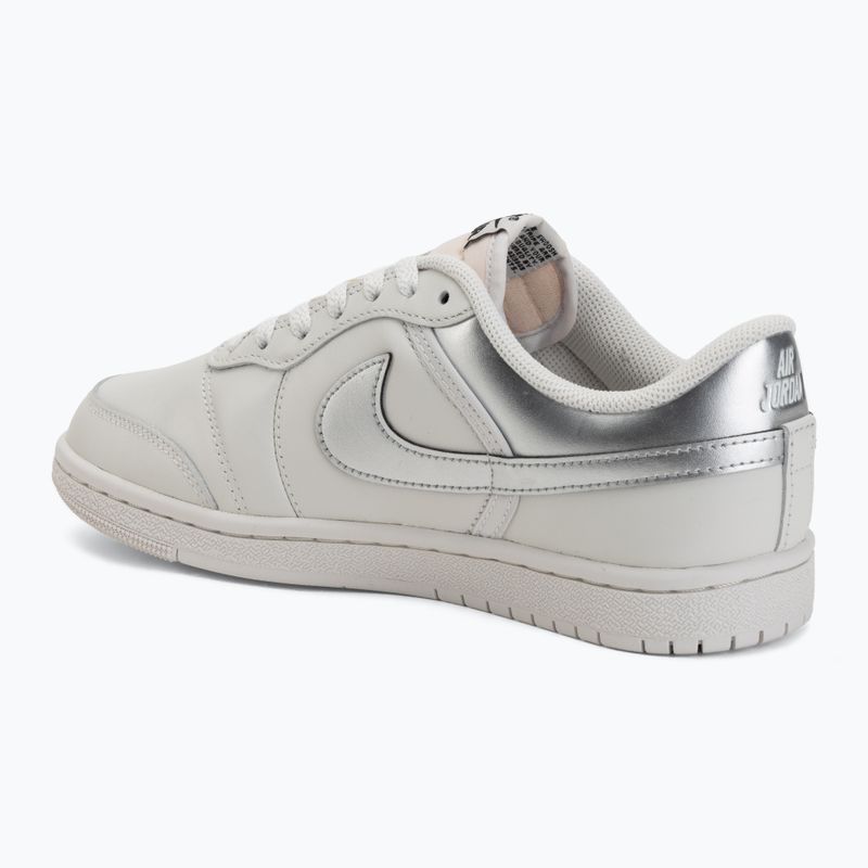 Women's shoes Air Jordan Skyline Low swan/black/metallic silver 3