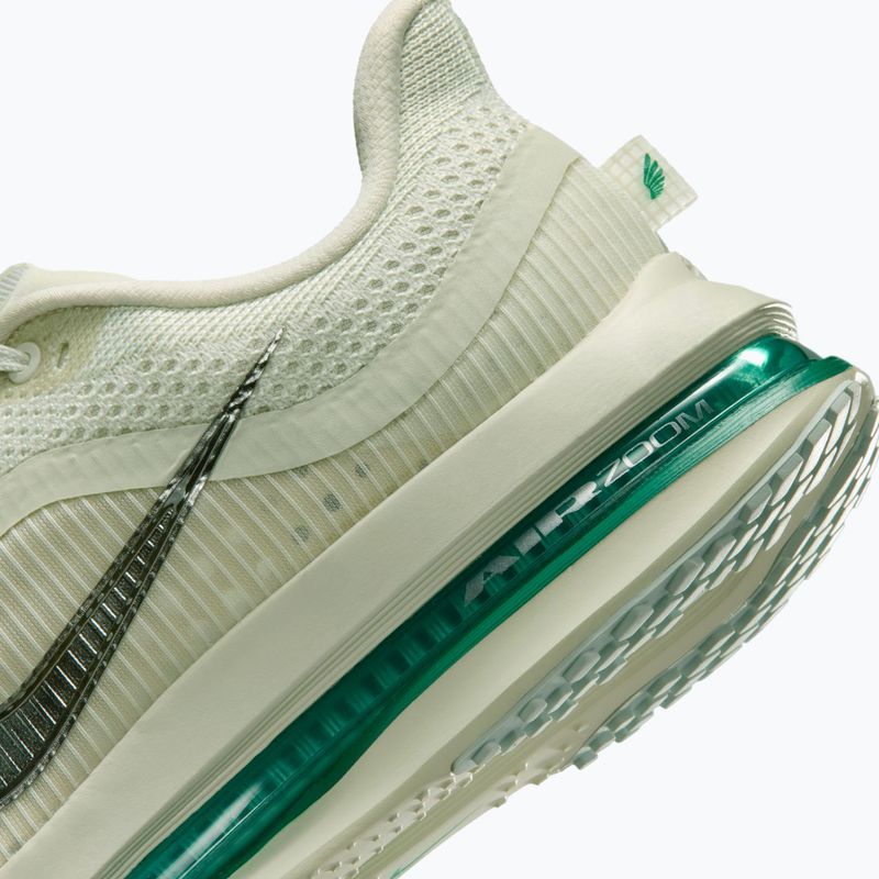 Women's running shoes Nike Pegasus Premium sea glass/malachite/metallic silver 5