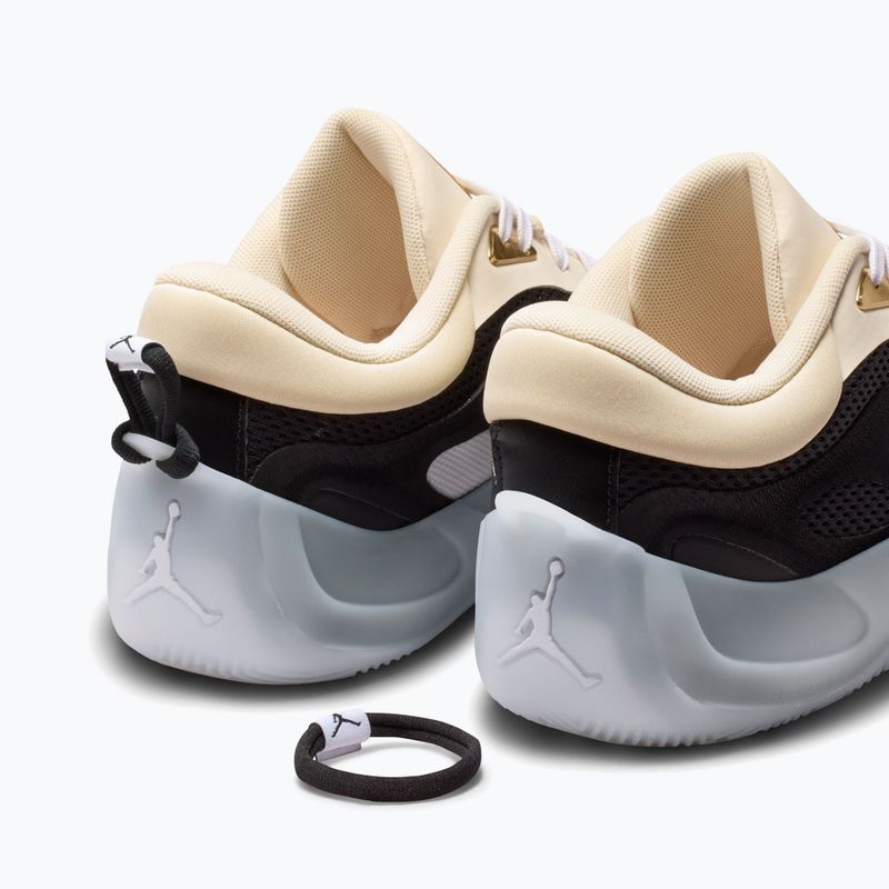 Women's basketball shoes Nike Jordan Heir Series 2 Precious Medal pearl white/black/metallic gold/white 3