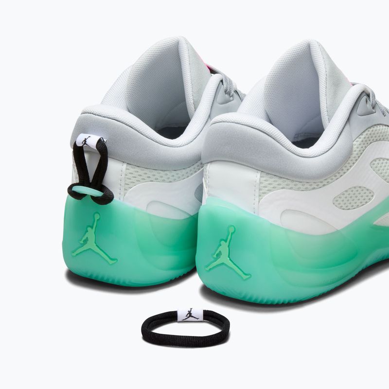 Women's basketball shoes Nike Jordan Heir Series 2 white/metallic silver/light pumice 5