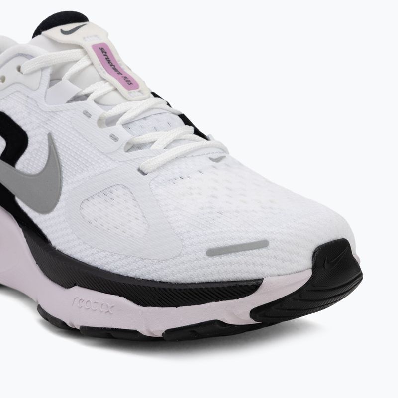 Women's running shoes Nike Structure Plus white/black/metallic silver 7