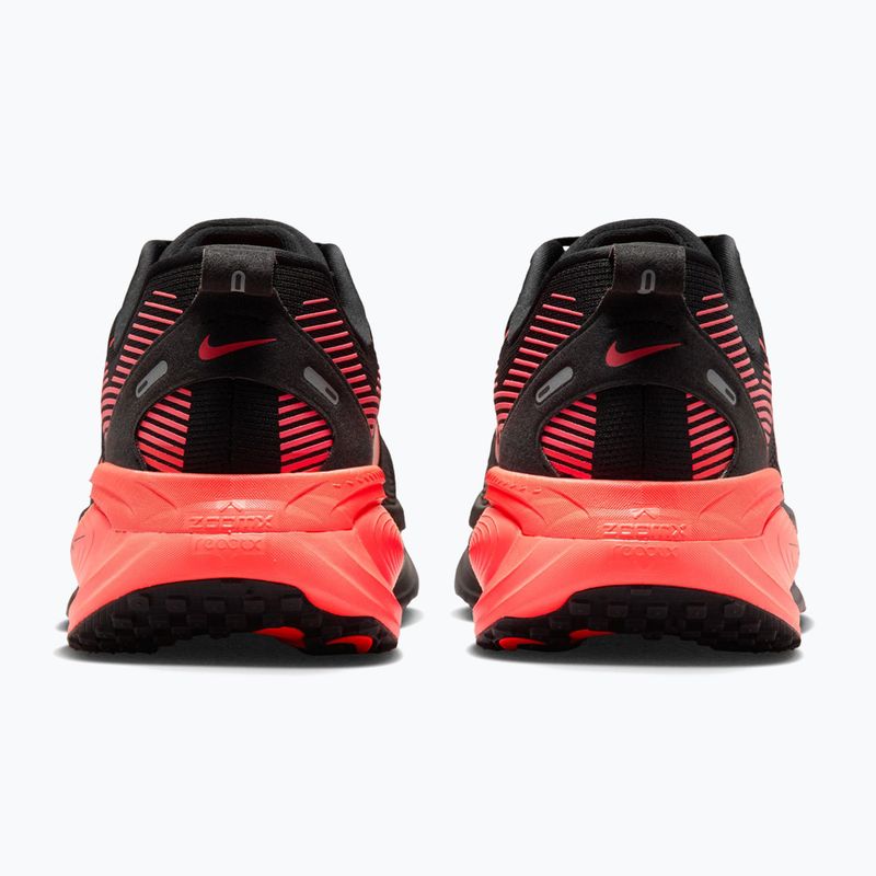 Men's running shoes Nike Vomero 18 black/university red/bright crimson 6