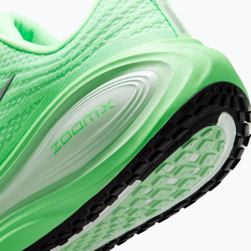 Women's running shoes Nike Vomero Plus white/illusion green/metallic silver 8