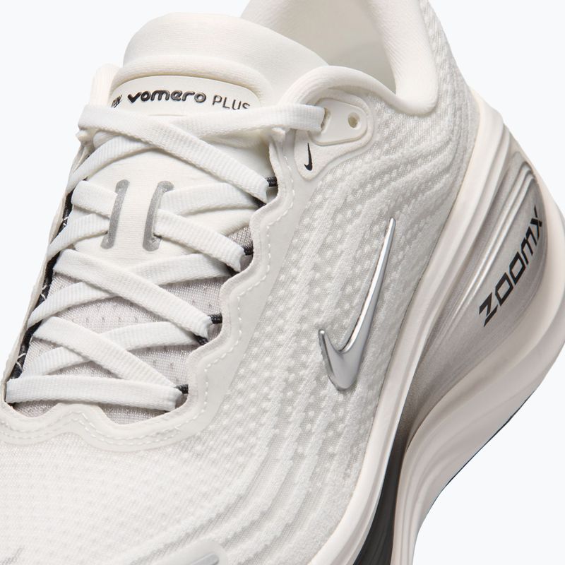 Women's running shoes Nike Vomero Plus summit white/sail/metallic silver 5