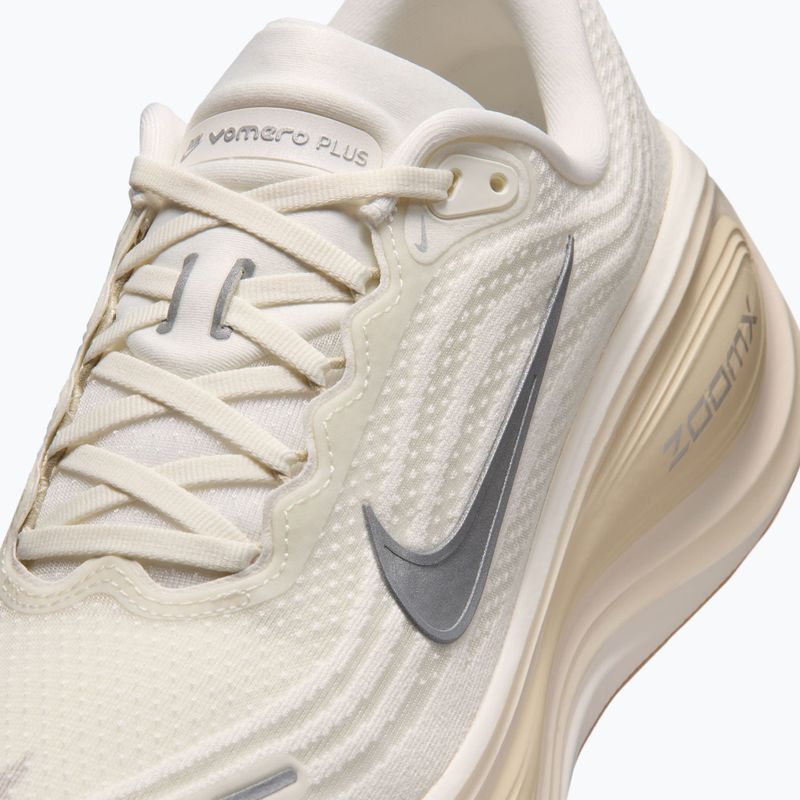 Men's running shoes Nike Vomero Plus sail/coconut milk/metallic silver 5