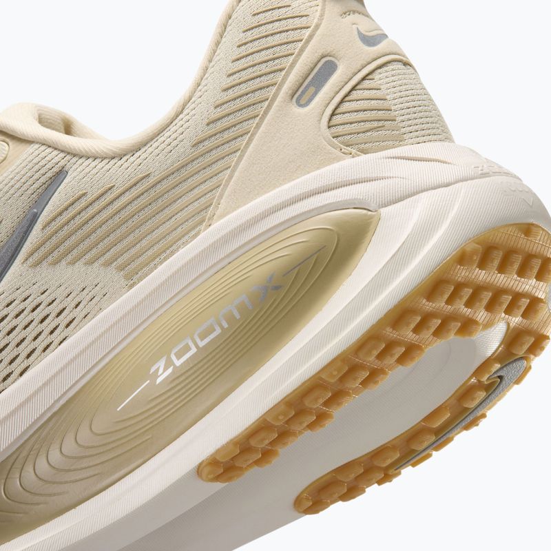 Men's running shoes Nike Vomero 18 light khaki/desert khaki/metallic silver 6