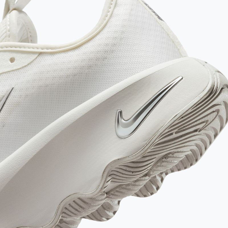 Women's shoes Nike Motiva 2 summit white/phantom/metallic silver 8