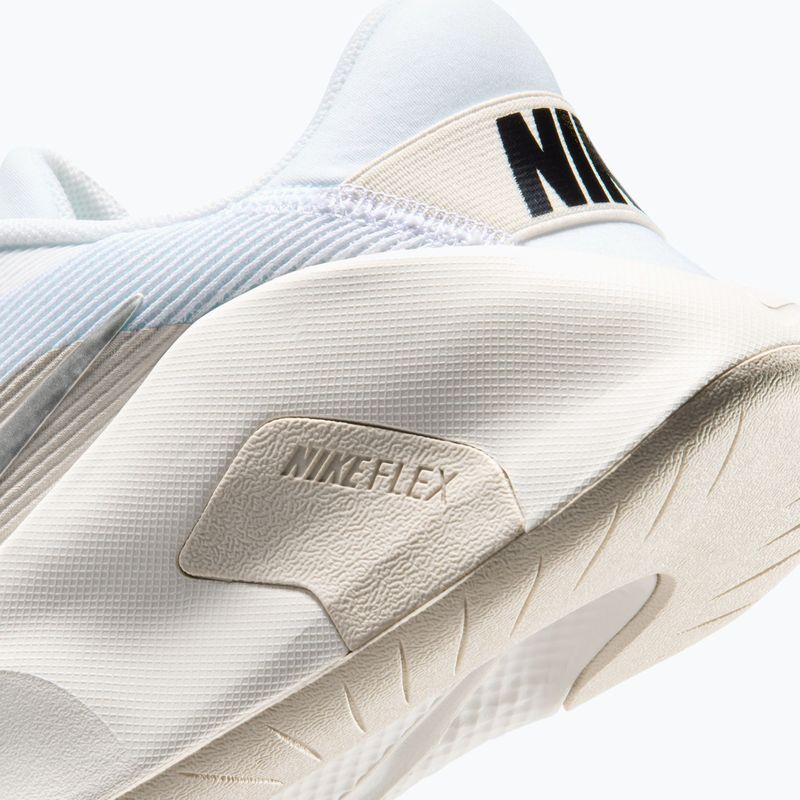 Women's training shoes Nike Flex Train white/sail/phantom/ metallic silver 8