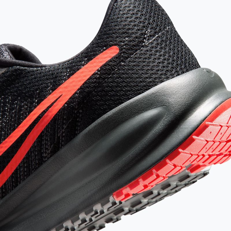 Men's running shoes Nike Run Defy Black/Anthracite/Bright Crimson 8
