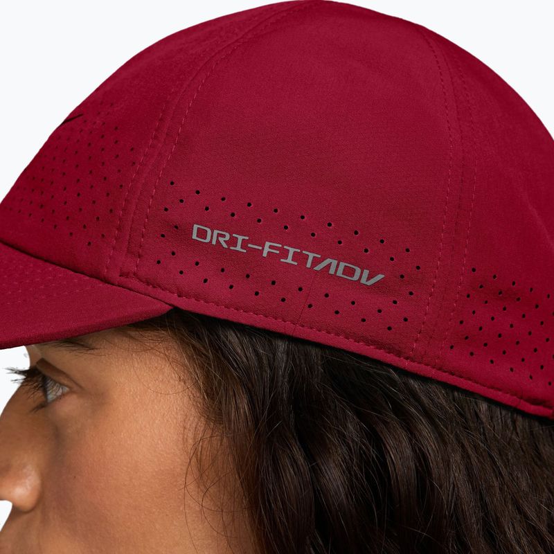 Baseball cap Nike Dri-FIT ADV Club team red/pale ivory 5