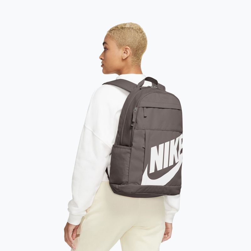 Urban backpack Nike Elemental 21 l cave stone/cave stone/white 9