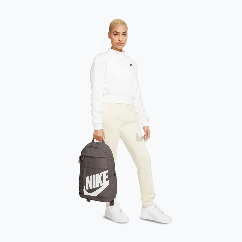 Urban backpack Nike Elemental 21 l cave stone/cave stone/white 10