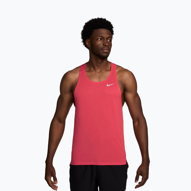 Men's running shirt Nike Fast Dri-Fit fusion red
