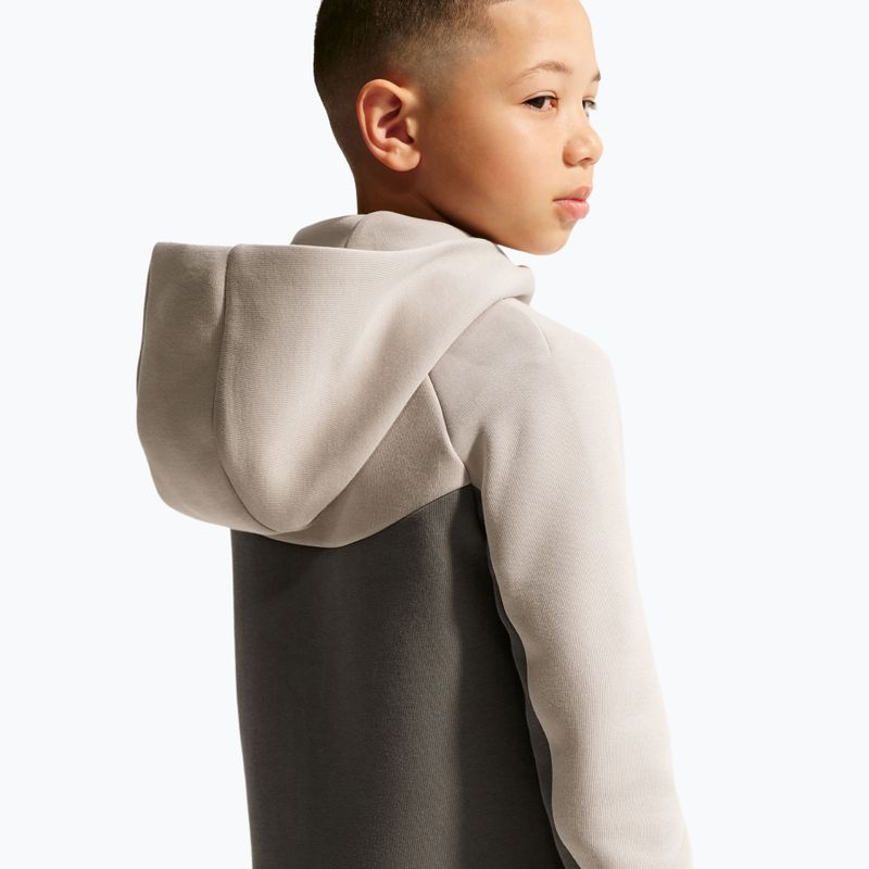 Children's sweatshirt Nike Sportswear Tech Fleece moon particle/cave stone/black/black 5