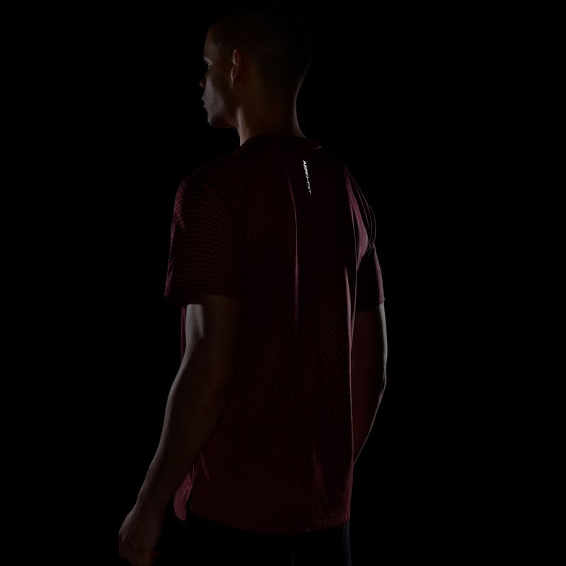 Men's running shirt Nike Stride tough red/bright crimson 4