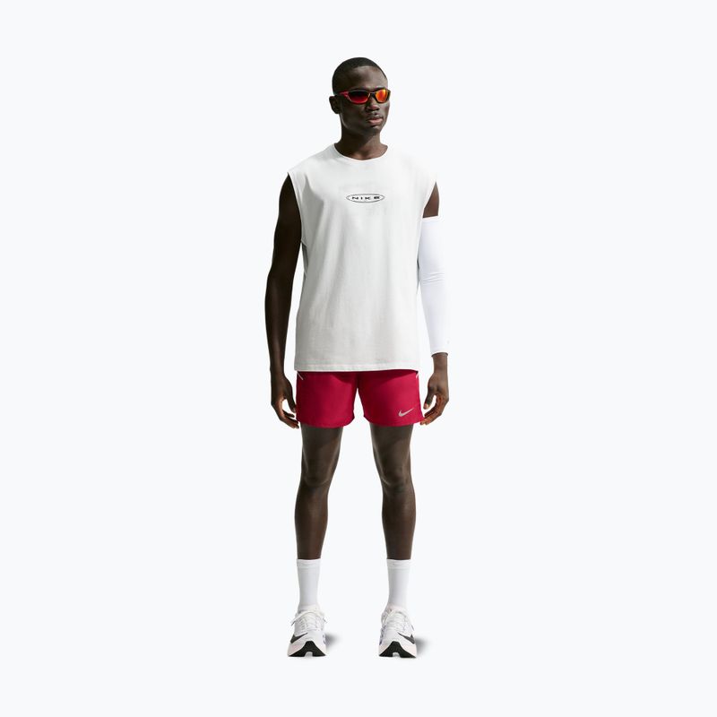 Men's running shorts Nike Miler tough red/sport red 2