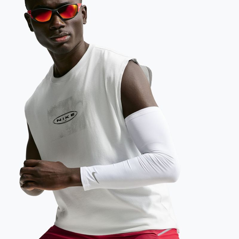 Men's running shorts Nike Miler tough red/sport red 4