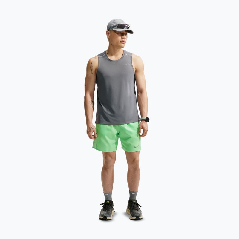 Men's running shorts Nike Miler illusion green 2