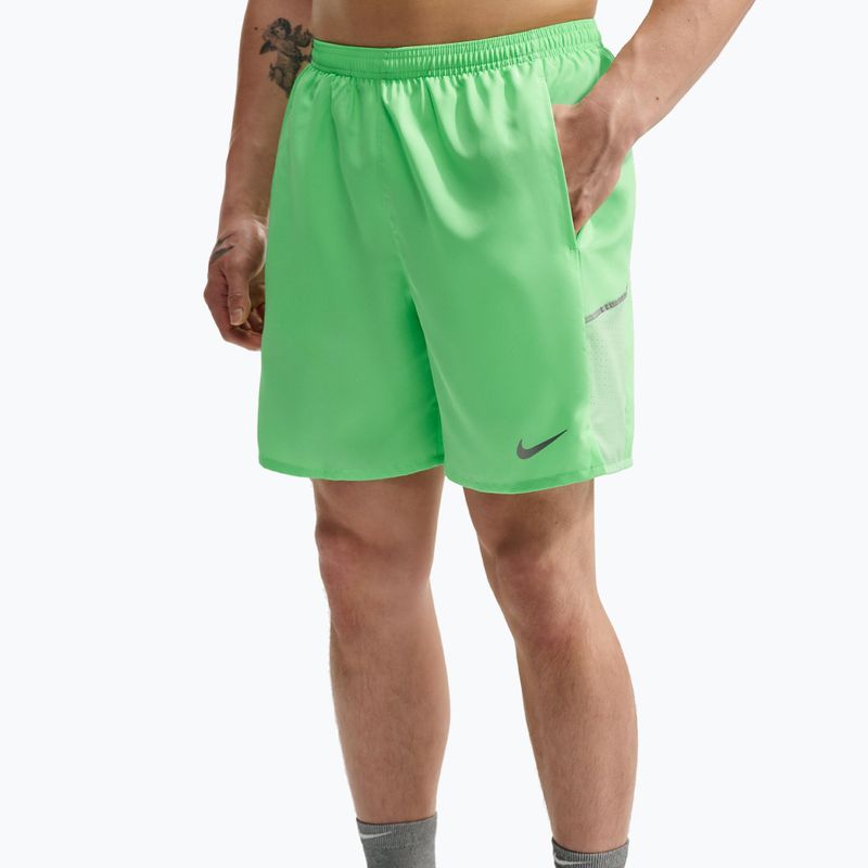 Men's running shorts Nike Miler illusion green 5