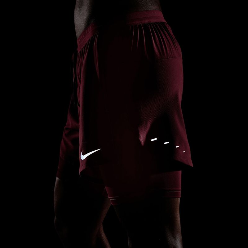Men's running shorts Nike Stride tough red 5