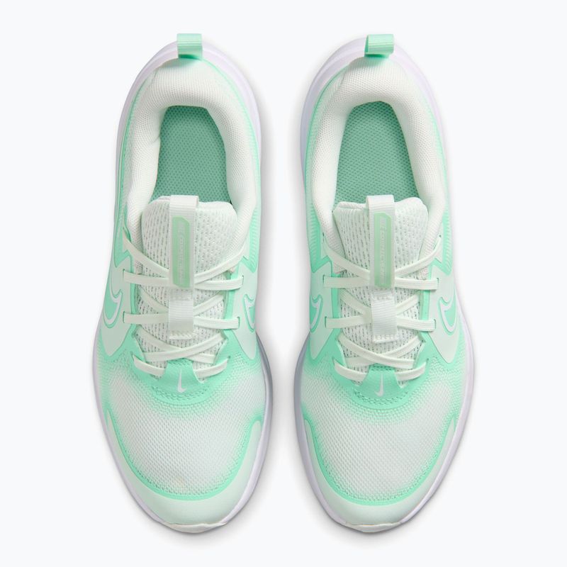 Children's running shoes Nike Cosmic Runner barely green/arctic green/white 4