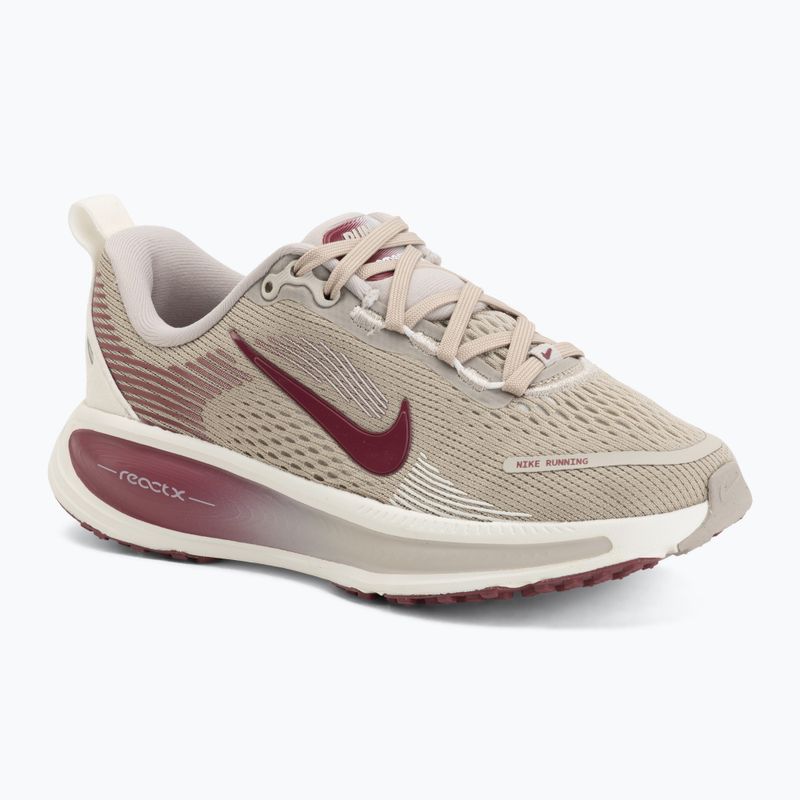Nike Vomero 18 running shoes cream ii/sail/pink smoke