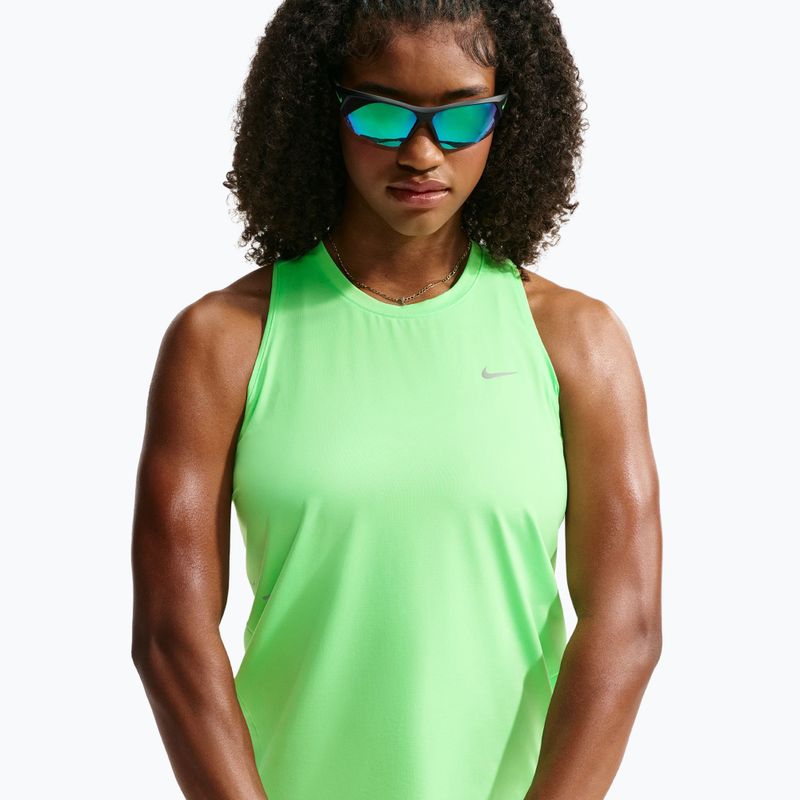 Women's running shirt Nike Swift Dri-Fit Tank Top illusion green 4