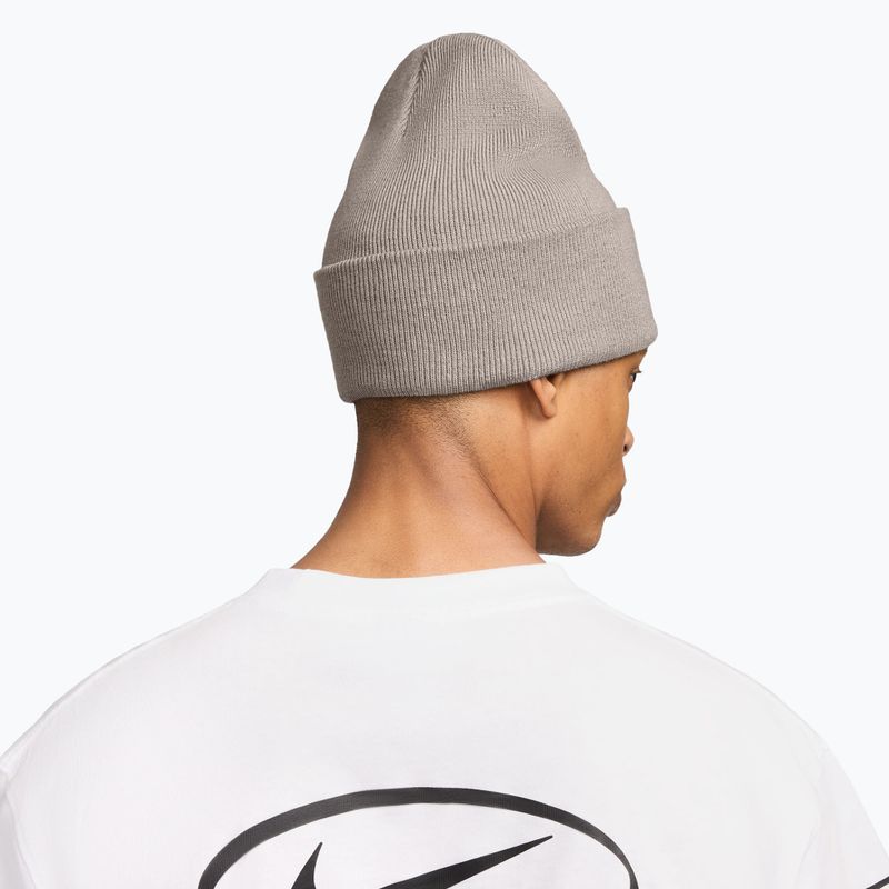 Winter hat Nike Peak Futura Beanie moon particle/white 4