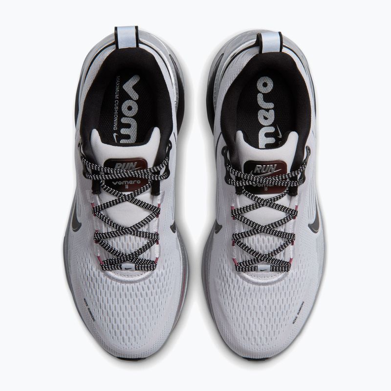 Women's running shoes Nike Vomero 18 vast grey/metallic silver/black 3