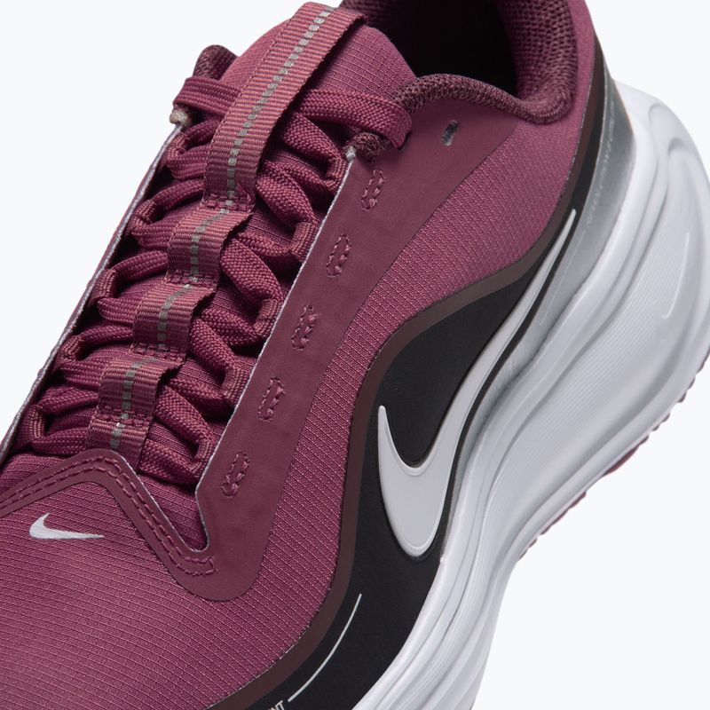 Women's running shoes Nike Revolution 8 Utility pink smoke/black/summit white 5