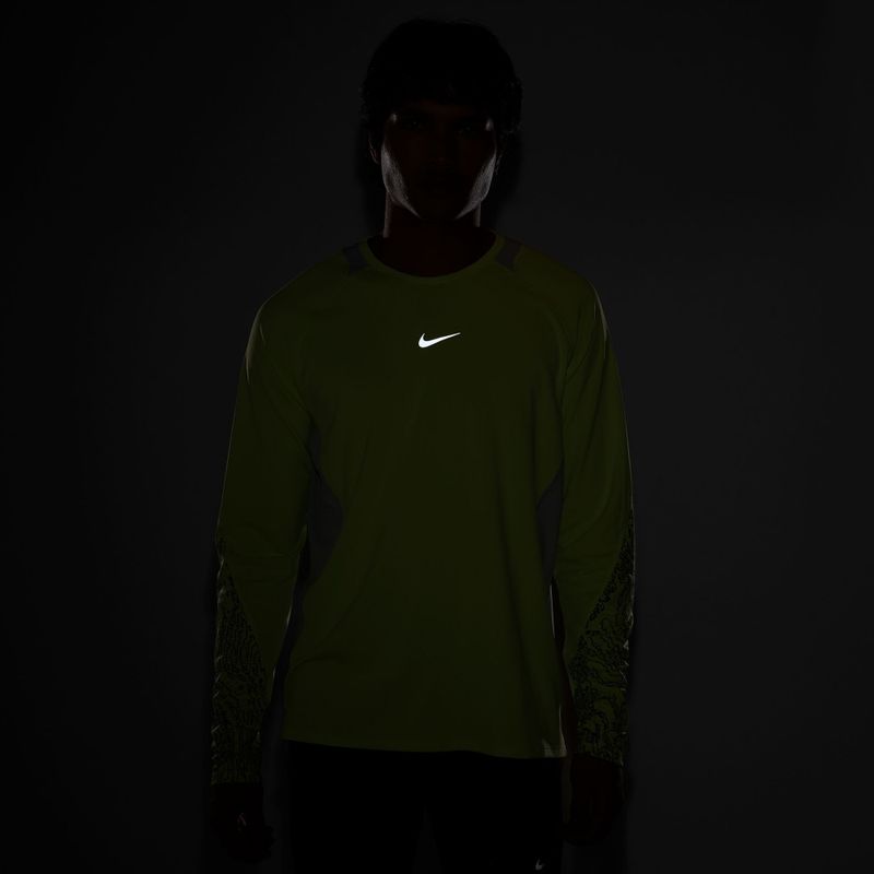 Men's running longsleeve Nike Stride light lemon twist/grey fog 7