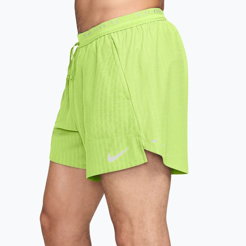 Men's running shorts Nike Stride light lemon twist 3