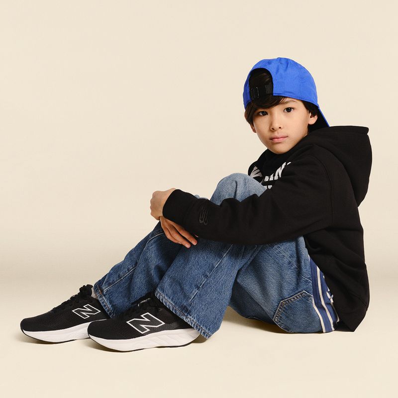 Children's running shoes New Balance 520's Lace V9 black/white/black 9